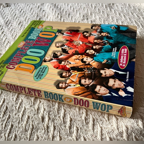 Complete Book Of Doo Wop, The - Paperback By Dr Anthony J Gribbin - Picture 3 of 4